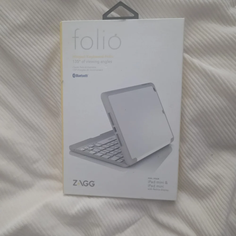 ZAGG Folio hinged keyboard folio for ipad mini. New In Box